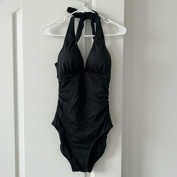 La Vie en Rose Black Halter Top Swimsuit - Picture 2 of 2